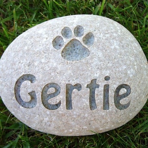 Small River Stone Pet Memorial -  Custom Engraved - Free Shipping