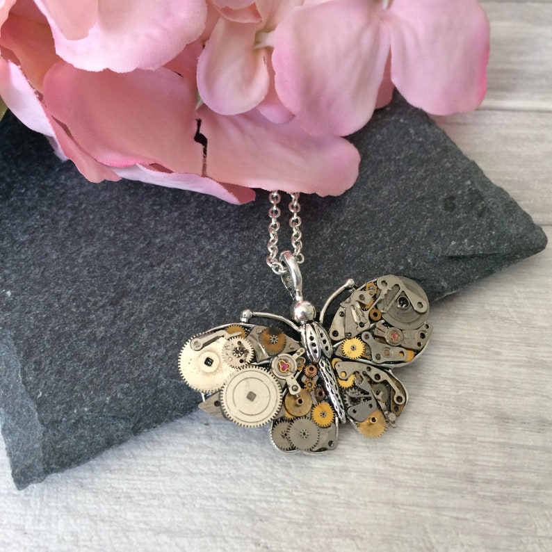 Pendentif papillon Steampunk, bijoux dinsectes horlogers, cadeau nature, cadeau upcyclé, cadeau pour elle image 2