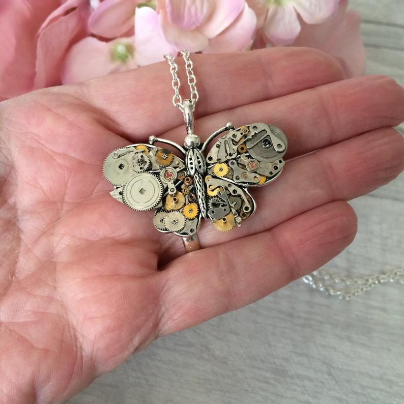 Pendentif papillon Steampunk, bijoux dinsectes horlogers, cadeau nature, cadeau upcyclé, cadeau pour elle image 5