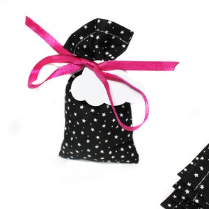 Baptême mariage pochon ballotin à dragées cadeau invité marque place