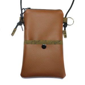 Sac téléphone portable , carte bancaire , clés , pochette minimaliste , sac de soirée