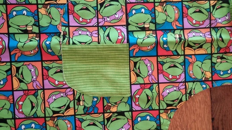 Lined Sizes 2T to 6T Child/'s Teenage Mutant Ninja Turtles apron washable adjustable ties !8 wide by 20 tall plus ties.