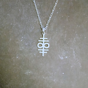 Stainless steel double Leviathan cross symbol with silver plated 18 inch chain.