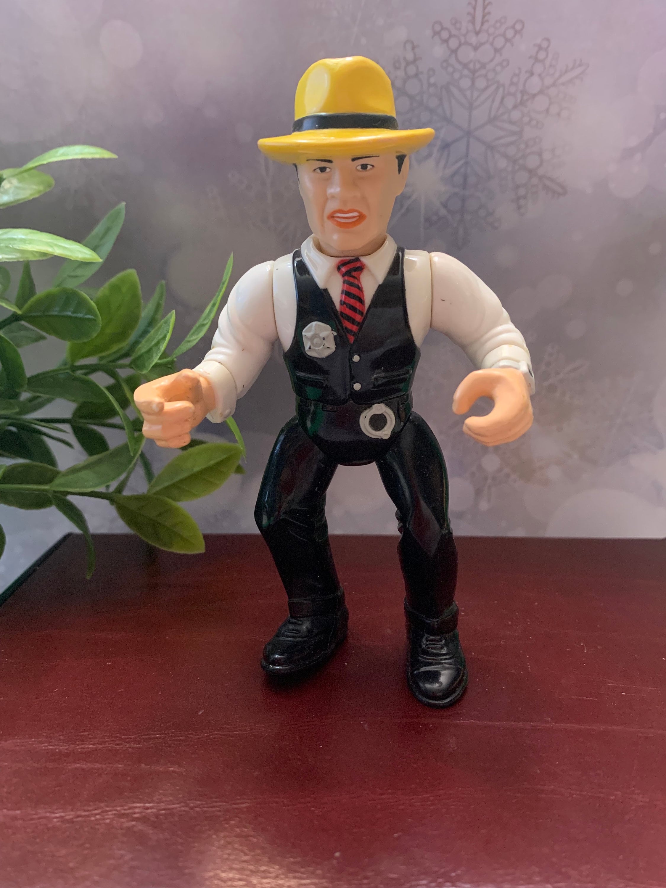 Dick Tracy - Playmates Disney Vintage Action Figure - Coppers and