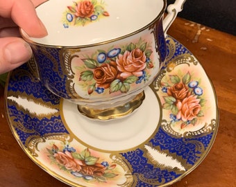 Vintage Paragon By Appointment To Her Majesty The Queen Tea Cup And Saucer. Royal Blue & Gold