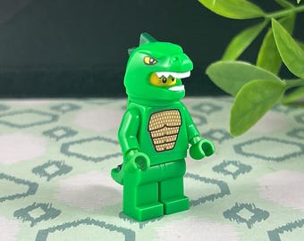 Authentic LEGO Lizard Man, Series 5 COL070 Minifigure
