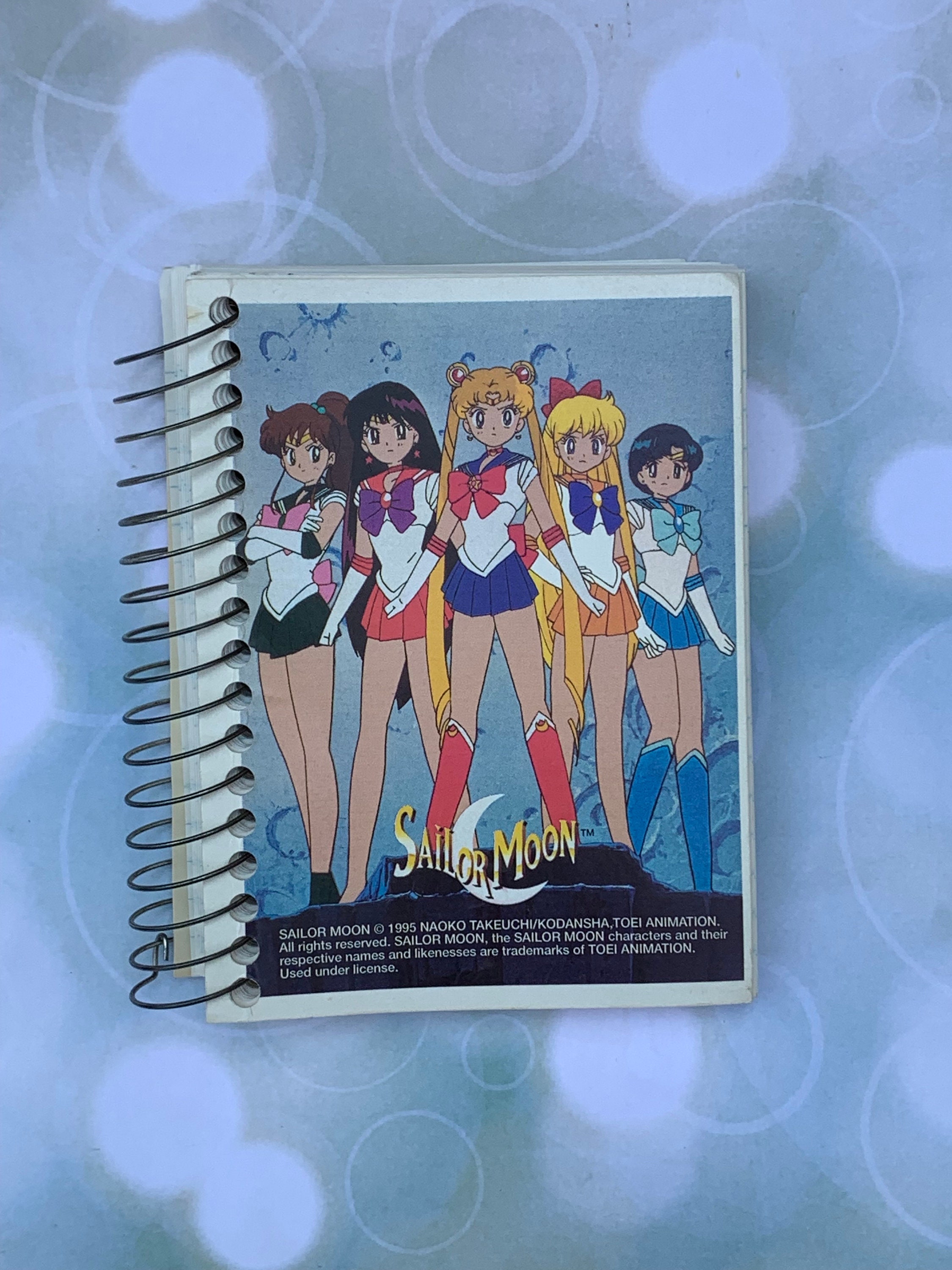 Sailor Moon 1 [ペーパーバック] Licensed Sailor Moon Lined Notebook - Vintage 180 Page Mead
