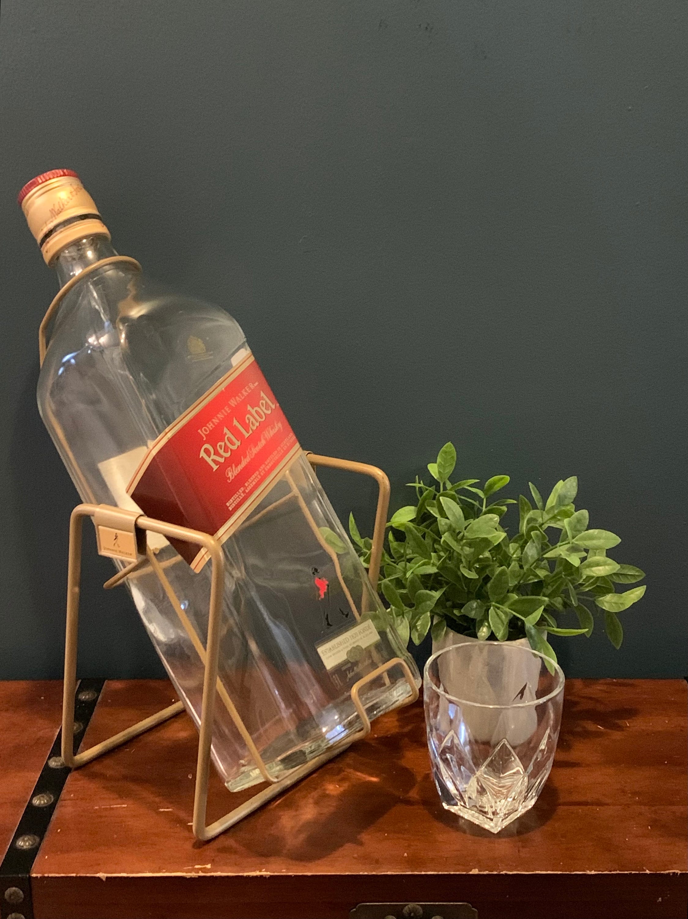 Vintage Johnnie Walker Red Label Scotch Whiskey 3L Swing Cradle 