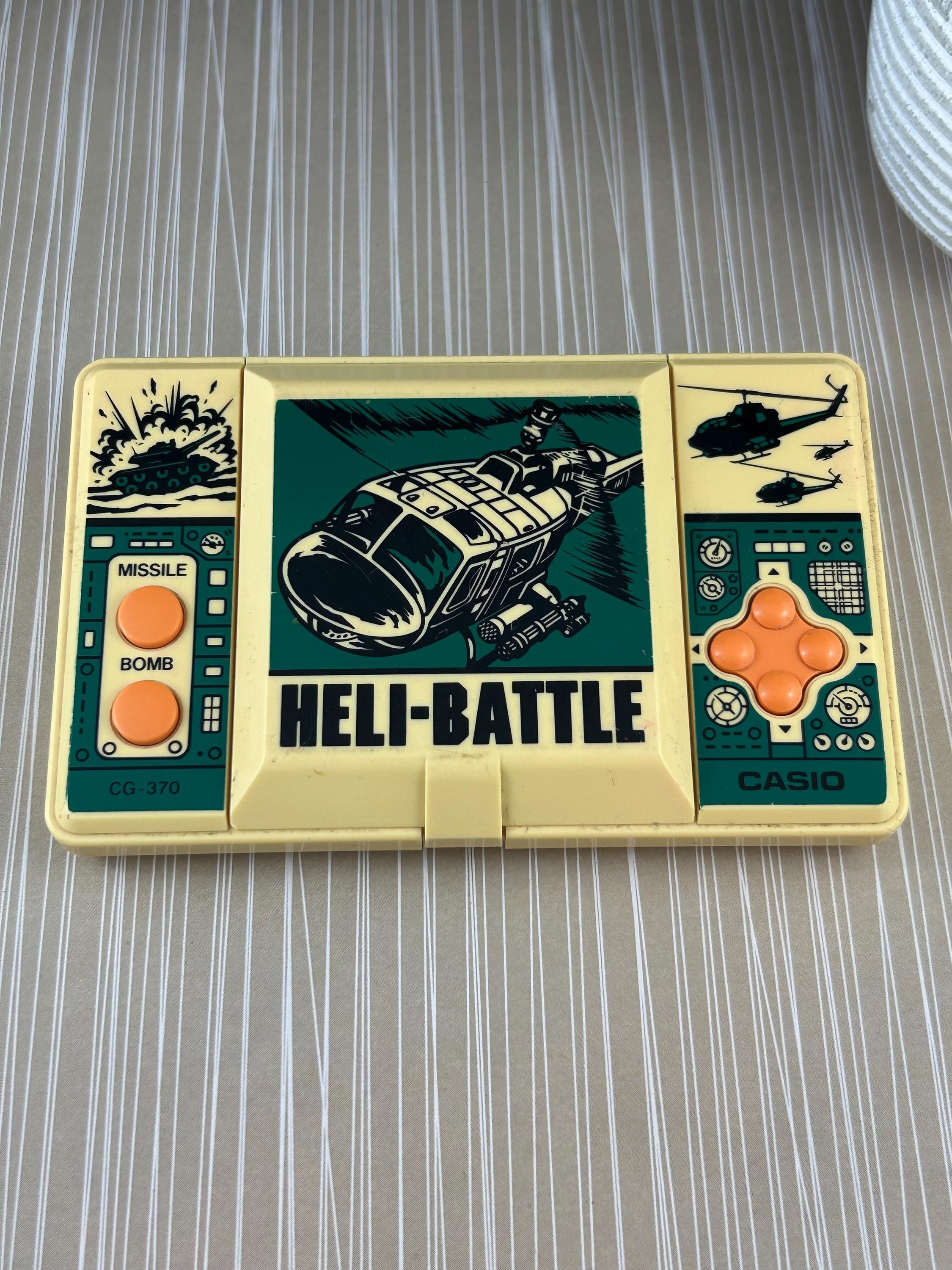 RARE Vintage 1987 Heli-battle Casio Handheld Game. CG 370 Works