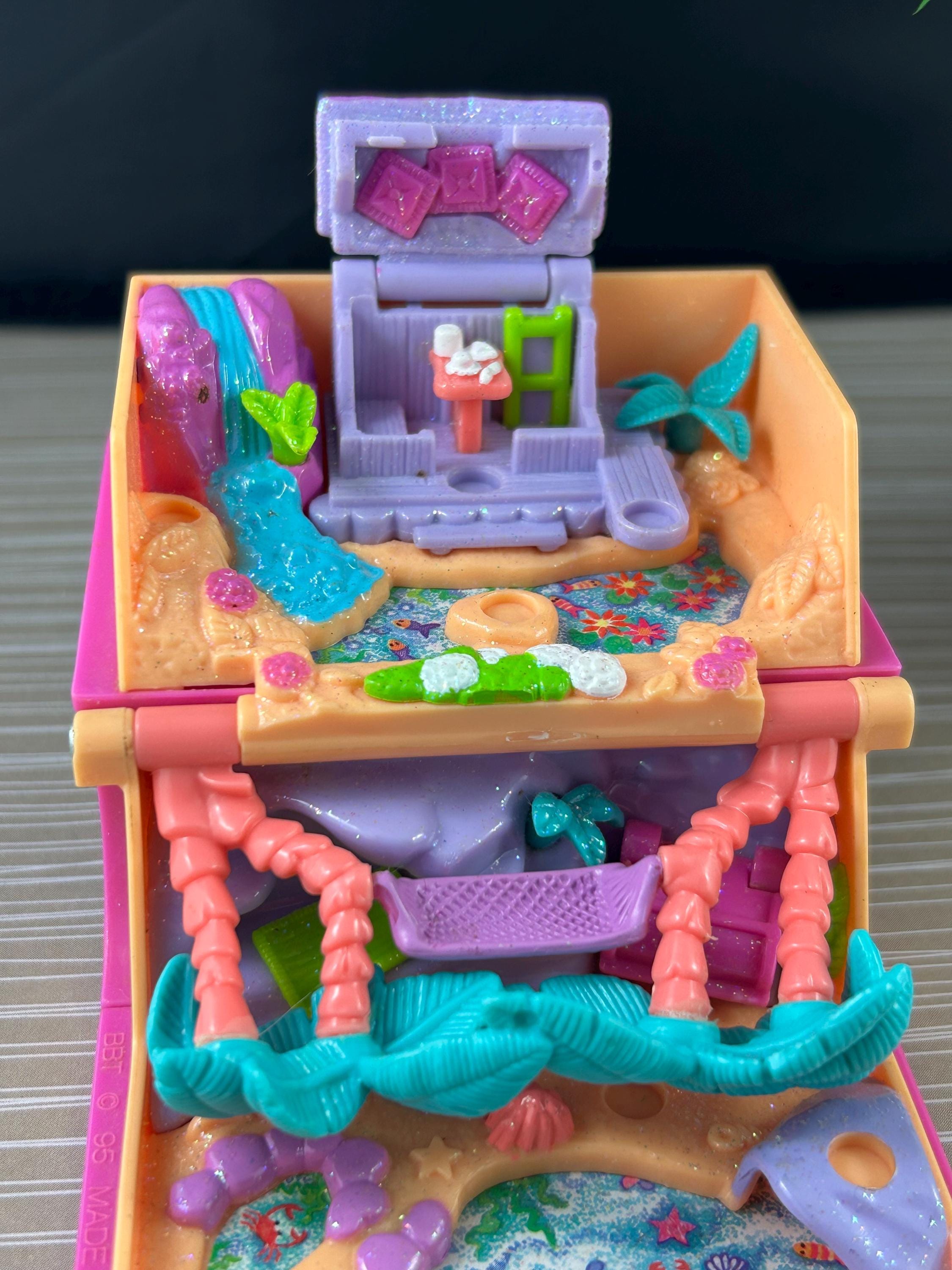 1995 Vintage Polly Pocket Glitter Island Storybook Playset