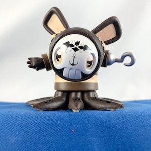Greg Simkins Scurvy Nevil Vinyl Figure | Kidrobot Vivisect Dunny Art Toy | Designer Collectible