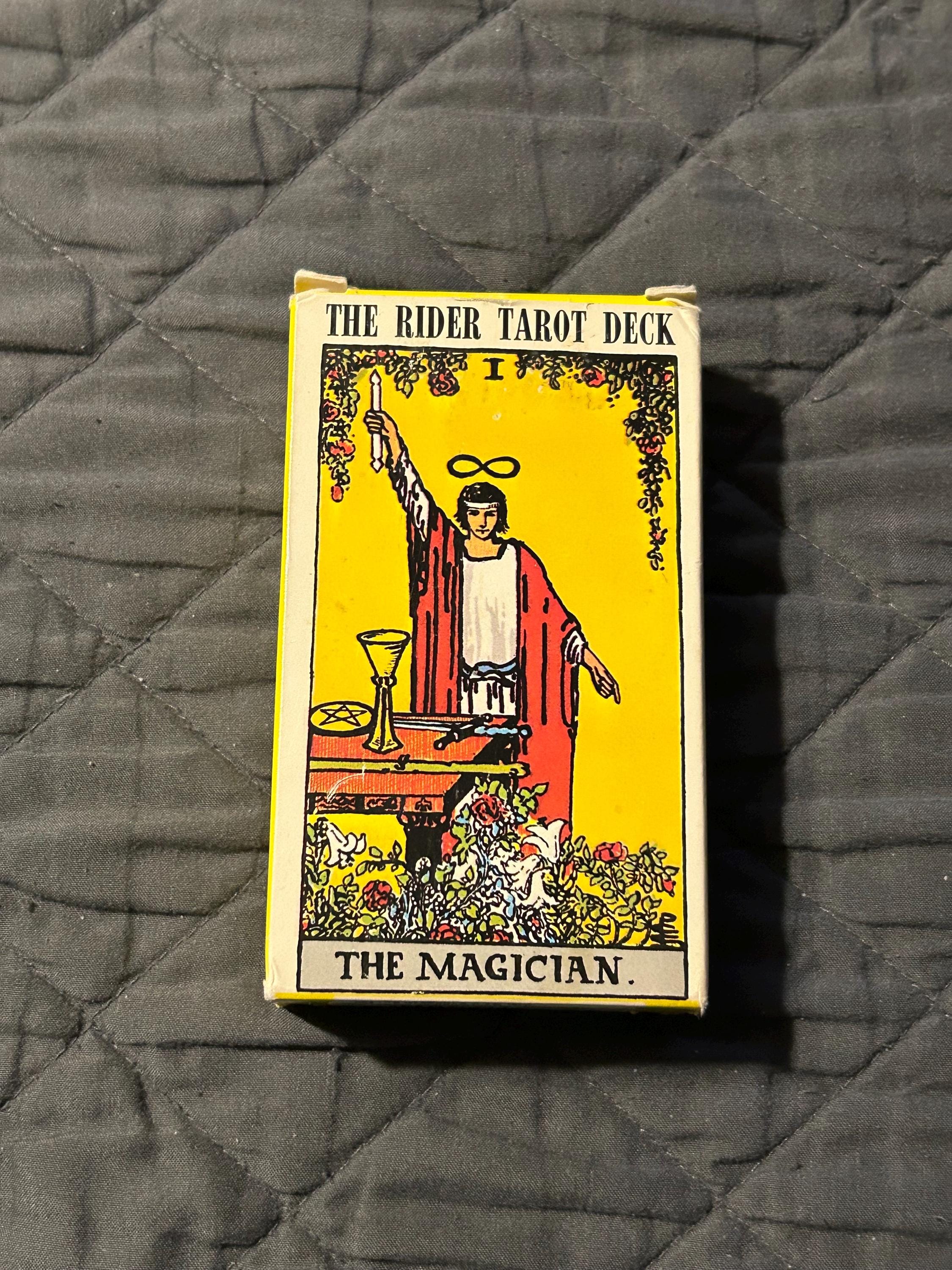 Vintage 1971 the Rider Waite Tarot Deck the Magician 78 Cards and
