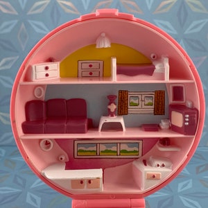 Jouet Polly Pocket vintage salon de coiffure Bluebird (1990) - La Roue Jouet Polly Pocket vintage salon de coiffure Bluebird (1990) - La Roue