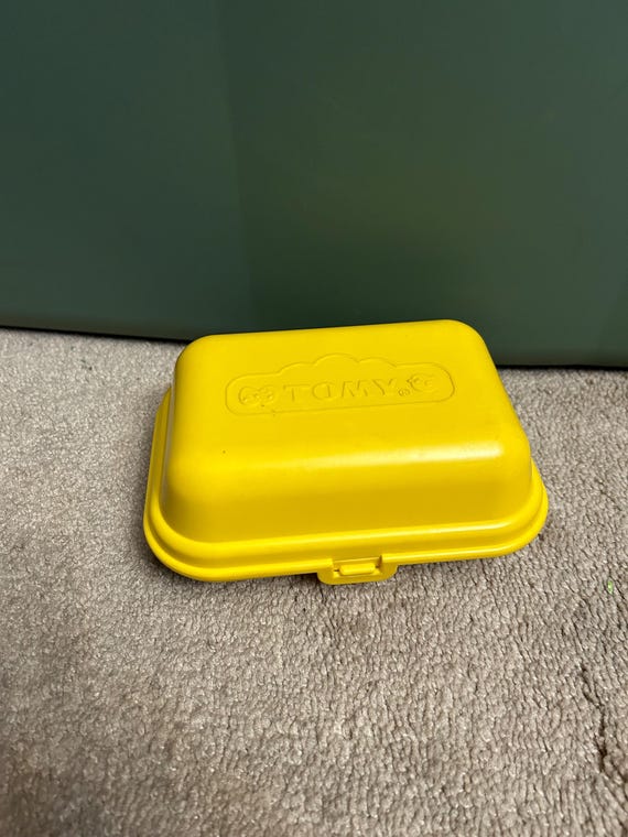 Vintage 1993 Tomy Hide N Squeak Shape Sorting Egg Carton and Eggs