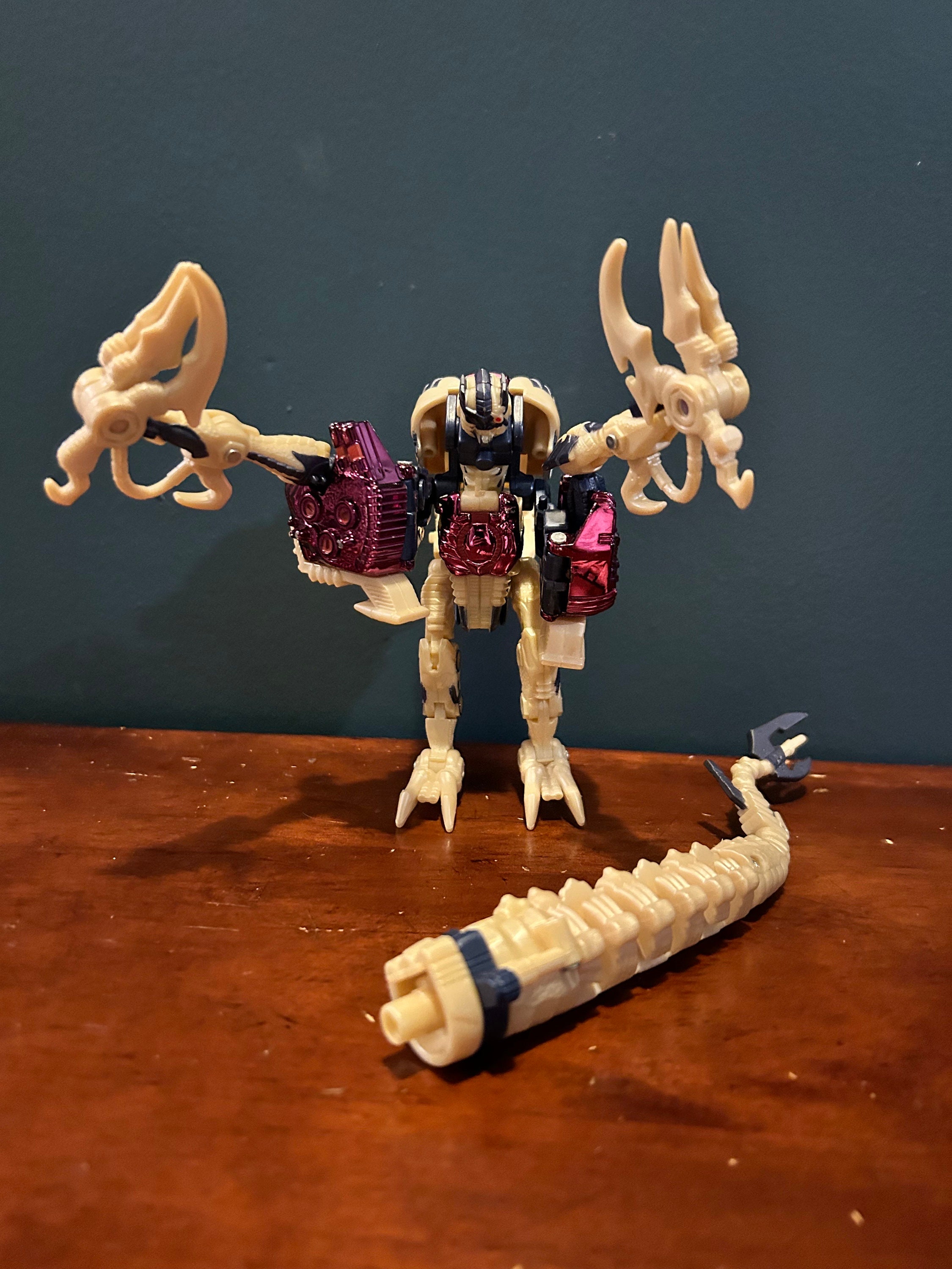 Vintage 1998 Dinobot Transformers Beast Wars Transmetals 2 Deluxe
