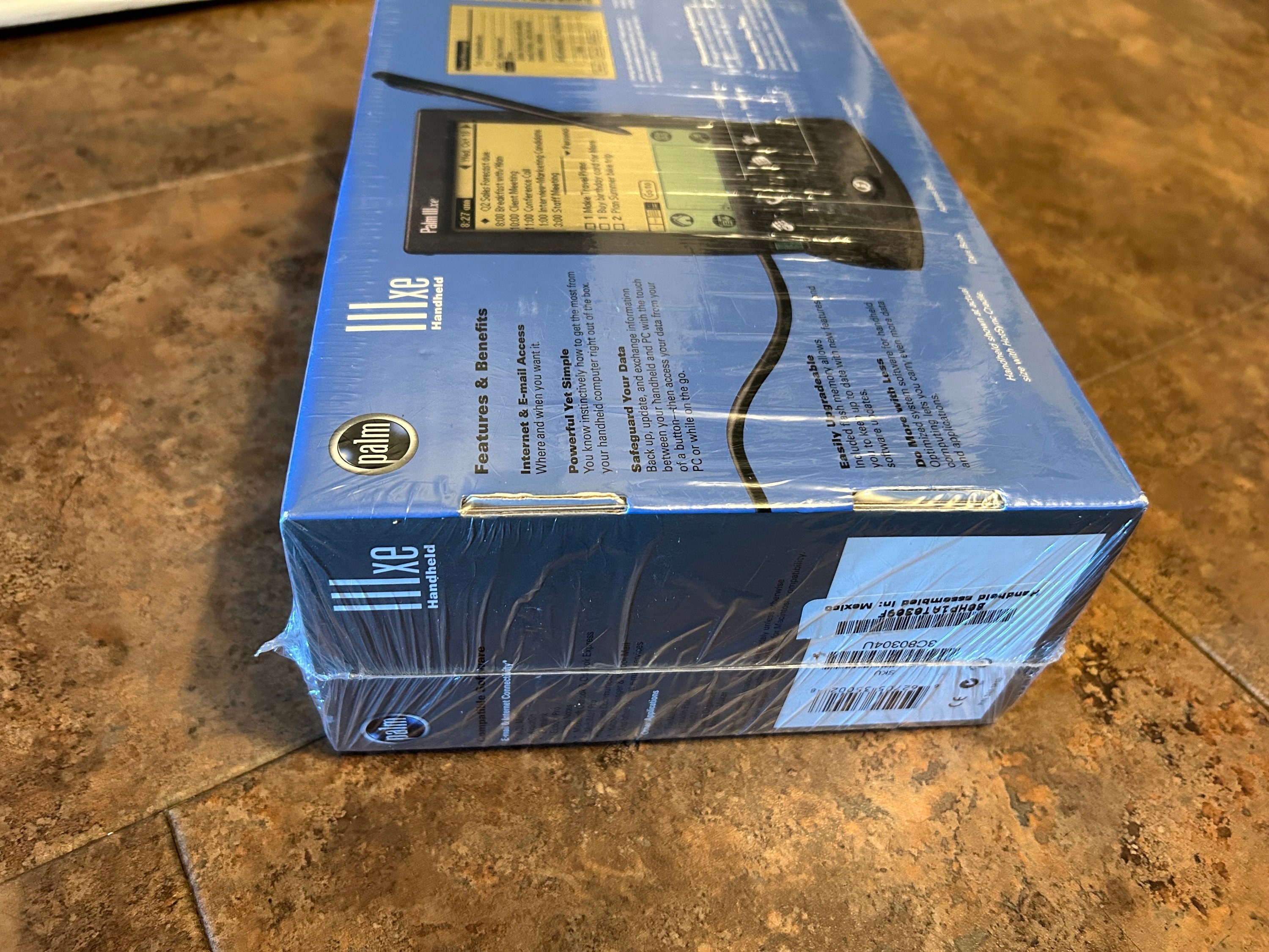 PALM III Xe Personal Handheld Organizer New Factory Sealed in Box