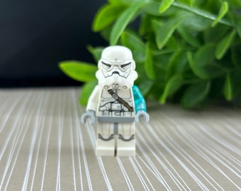 Authentic LEGO Star Wars Jek-14 with Stormtrooper Helmet SW0571 Minifigure