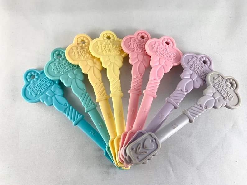 Spons Table Key Vintage 1988 Fisher Price Precious Places Magic Keys Lot of 8 - Etsy