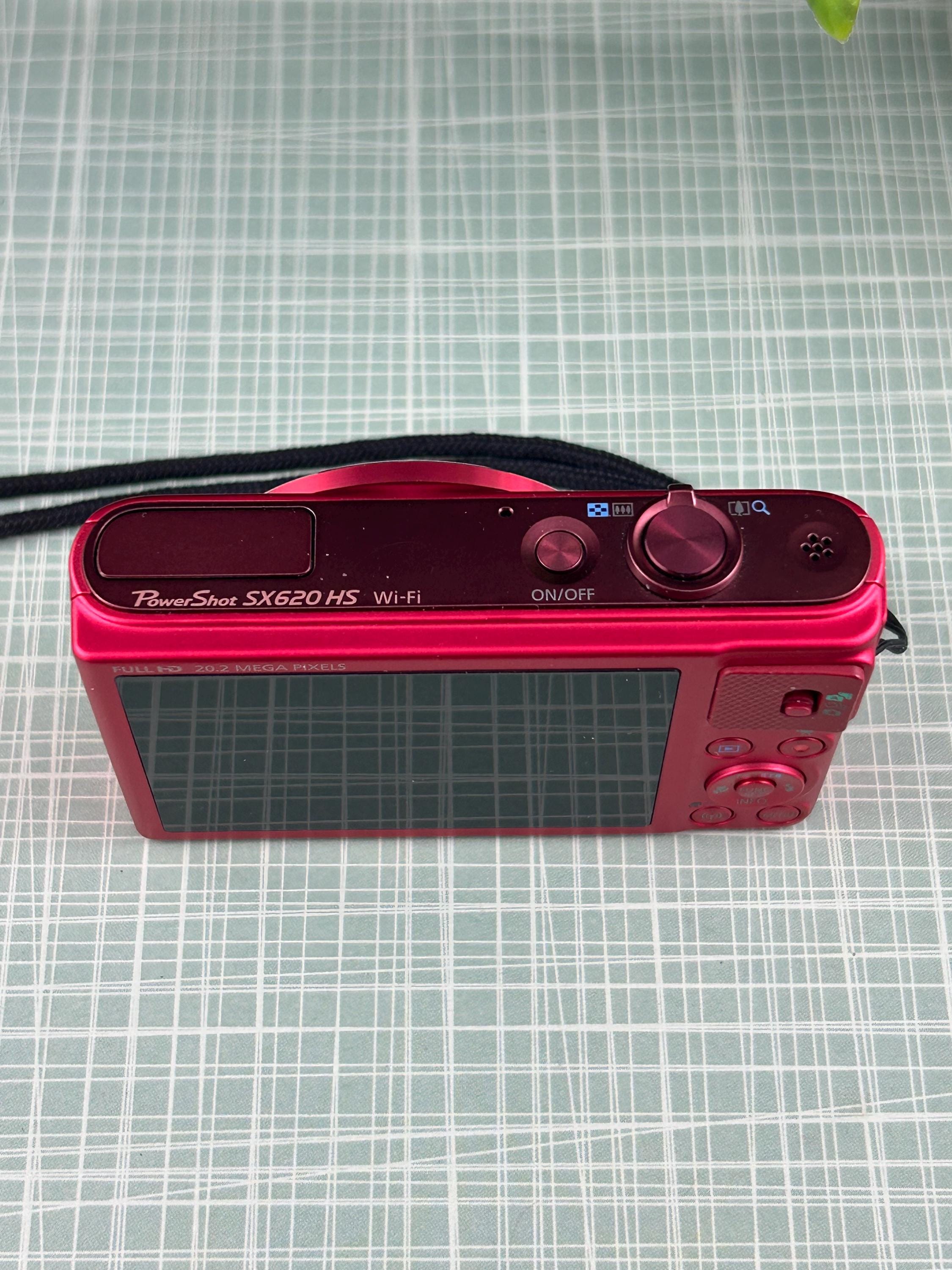 Canon Powershot SX620 HS Wifi Digital Camera 20.0MP 25X Zoom RED