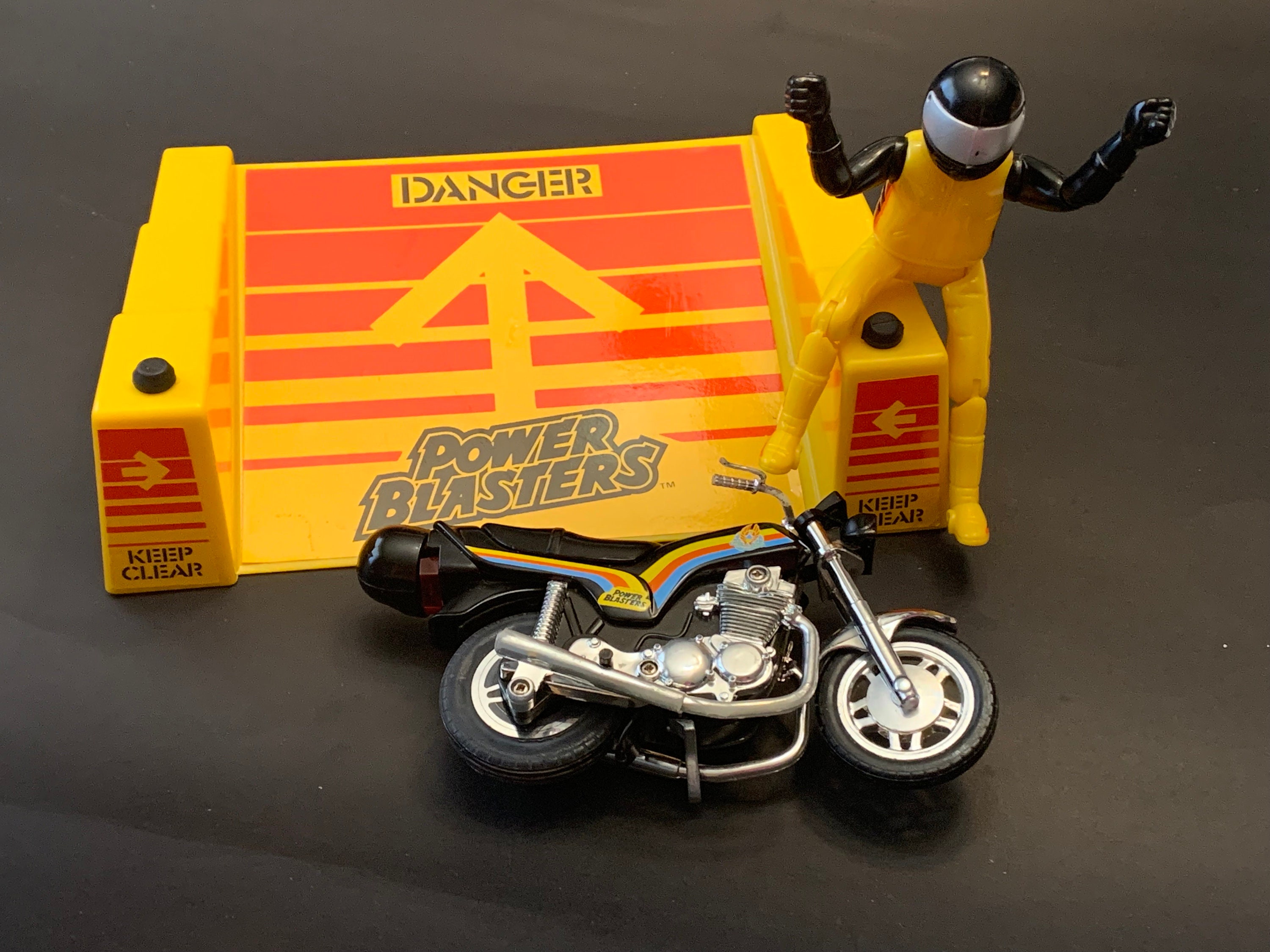 Matchbox Power Blasters Pull String Black Motorcycle With Rider
