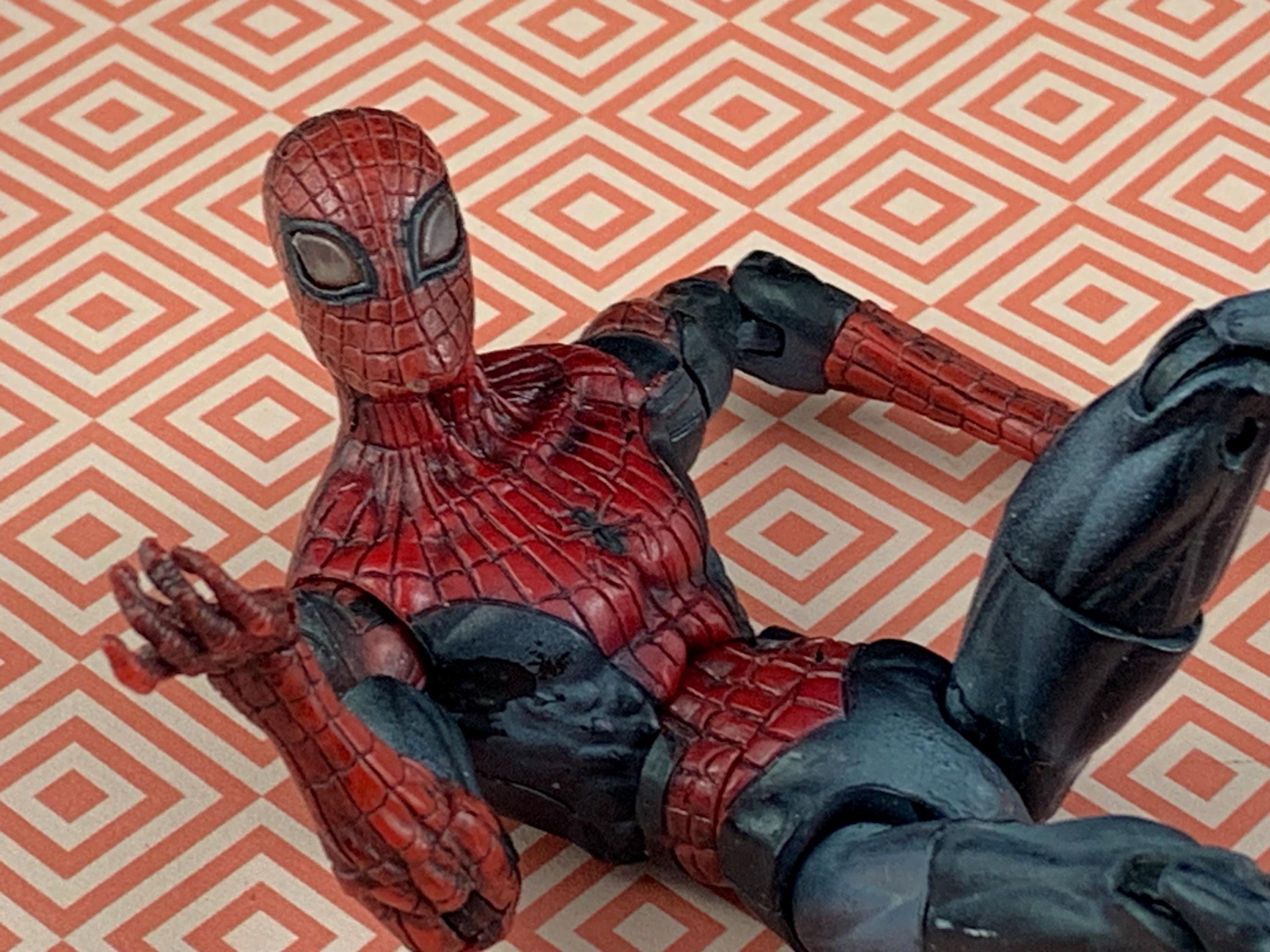 ToyBiz / McFarlane Style Marvel Legends 6インチ スパイダーマン