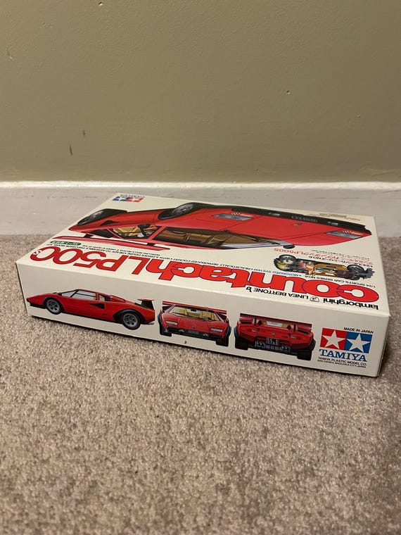 自動車 Tamiya 1/24 Lamborghini Countach Vintage Tamiya 1:24 Lamborghini Countach LP500S Plastic