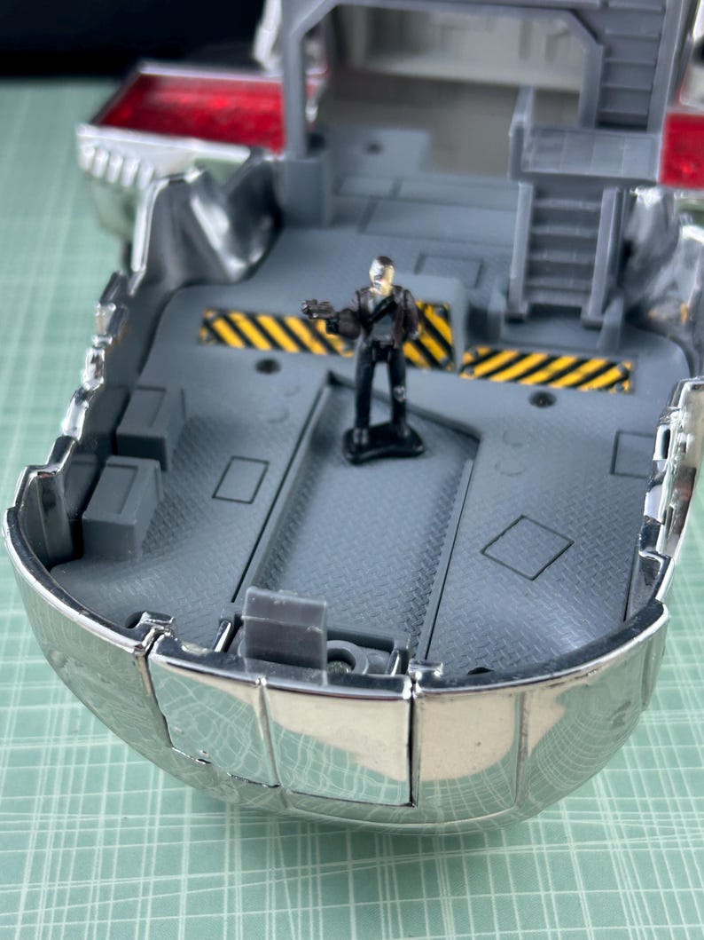 1997 Micro Machines Terminator 2 Transforming Action Set Playset With 1 ...