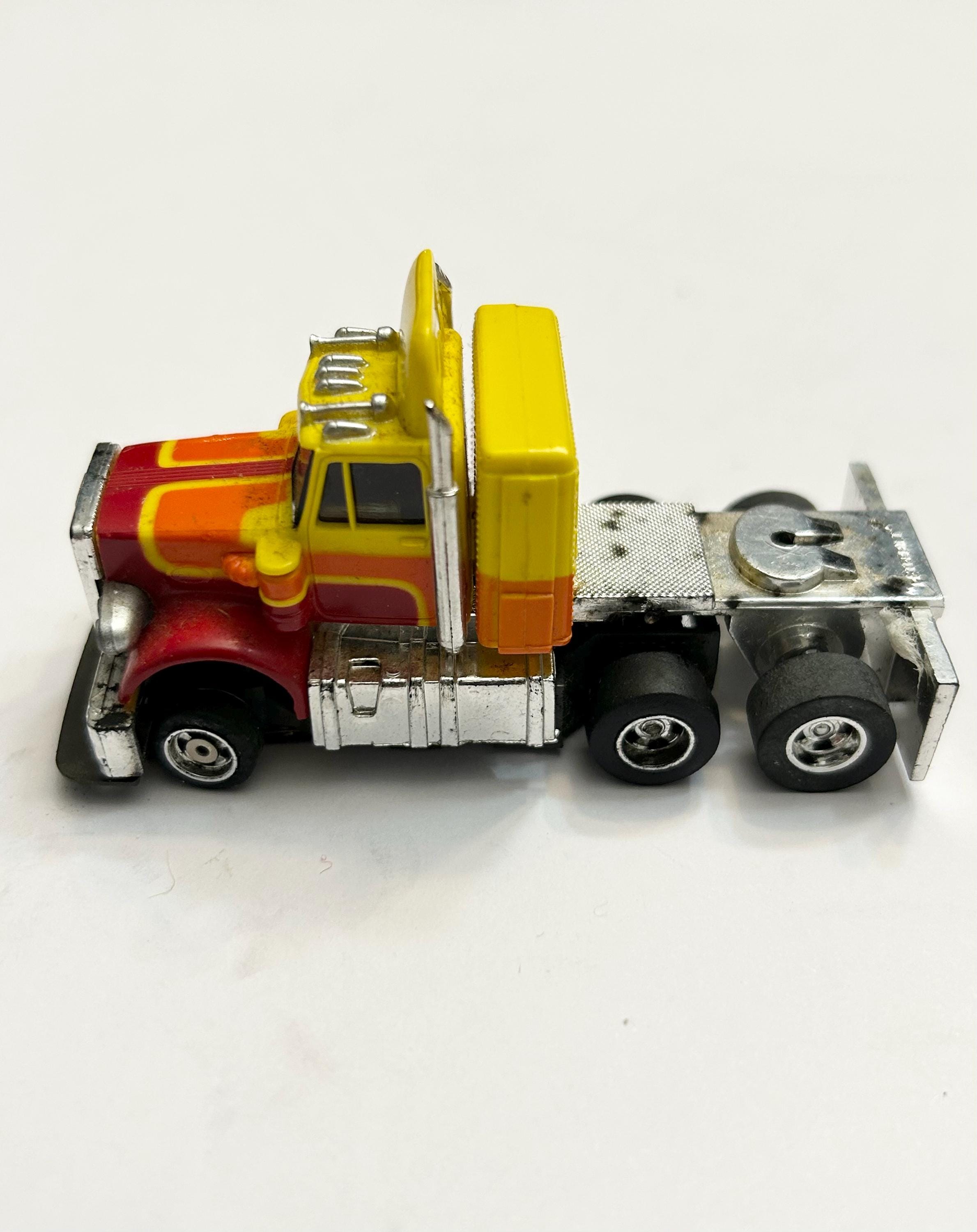 Vintage A/FX Aurora Peterbilt Semi Racing Truck Rig Speed Steer