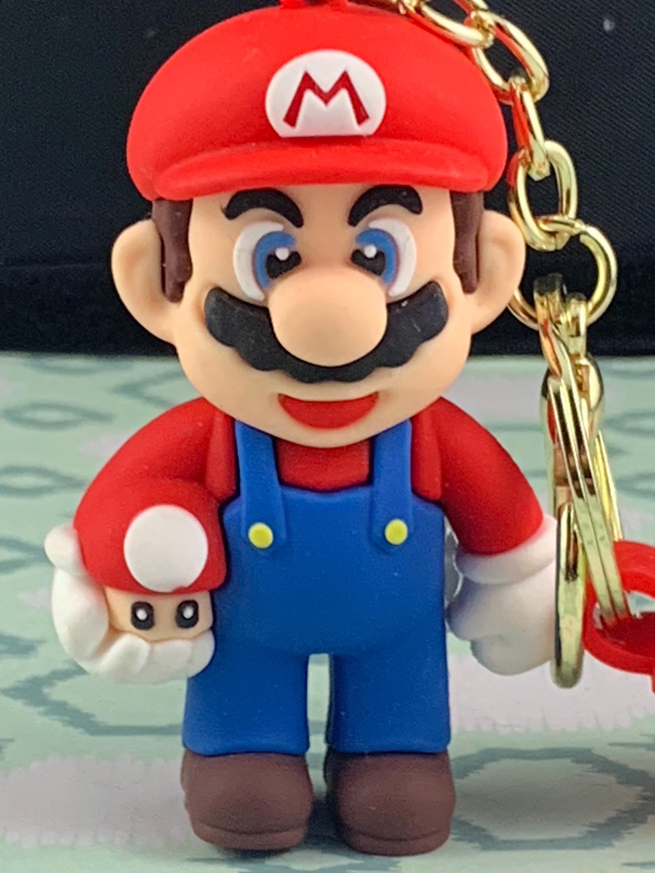 マリオ キーチェーン バックパック チャーム - アップサイクルされた
