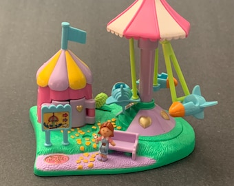 1996 Polly Pocket Fun Fair - Rocket Ride Happy Flyers - Bluebird Toys Mattel 980231 - Incomplete Playset and One Doll