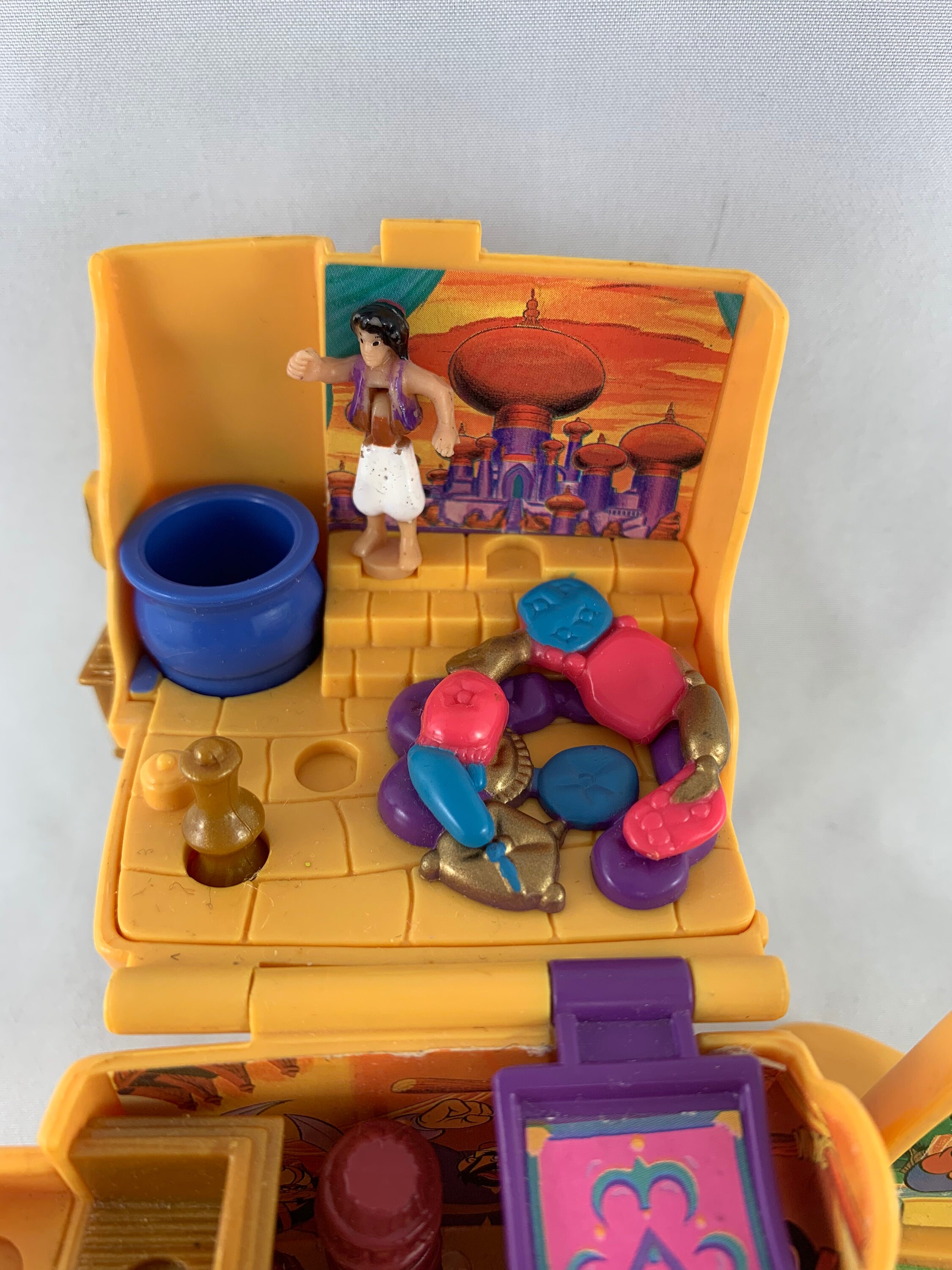Polly Pocket - Maison Chaumiere Blanche Neige Et Les 7 Nains Vintage Bluebird A2375d8 0 6ef27b9f Ccc8 4af4 B47f 1b7be77efd8d