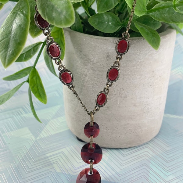 Lovely Prom Dress Accessory! Vintage Art Deco Designed Garnet Ruby Red Y Necklace