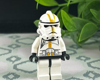 Authentic LEGO Star Wars Clone Trooper, 327th Star Corps (Phase 2) SW0128a Minifigure