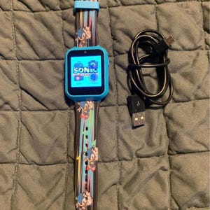 Accutime Sonic The Hedgehog interactief kinderhorloge met touchscreen.  Digitaal Sega-gamehorloge