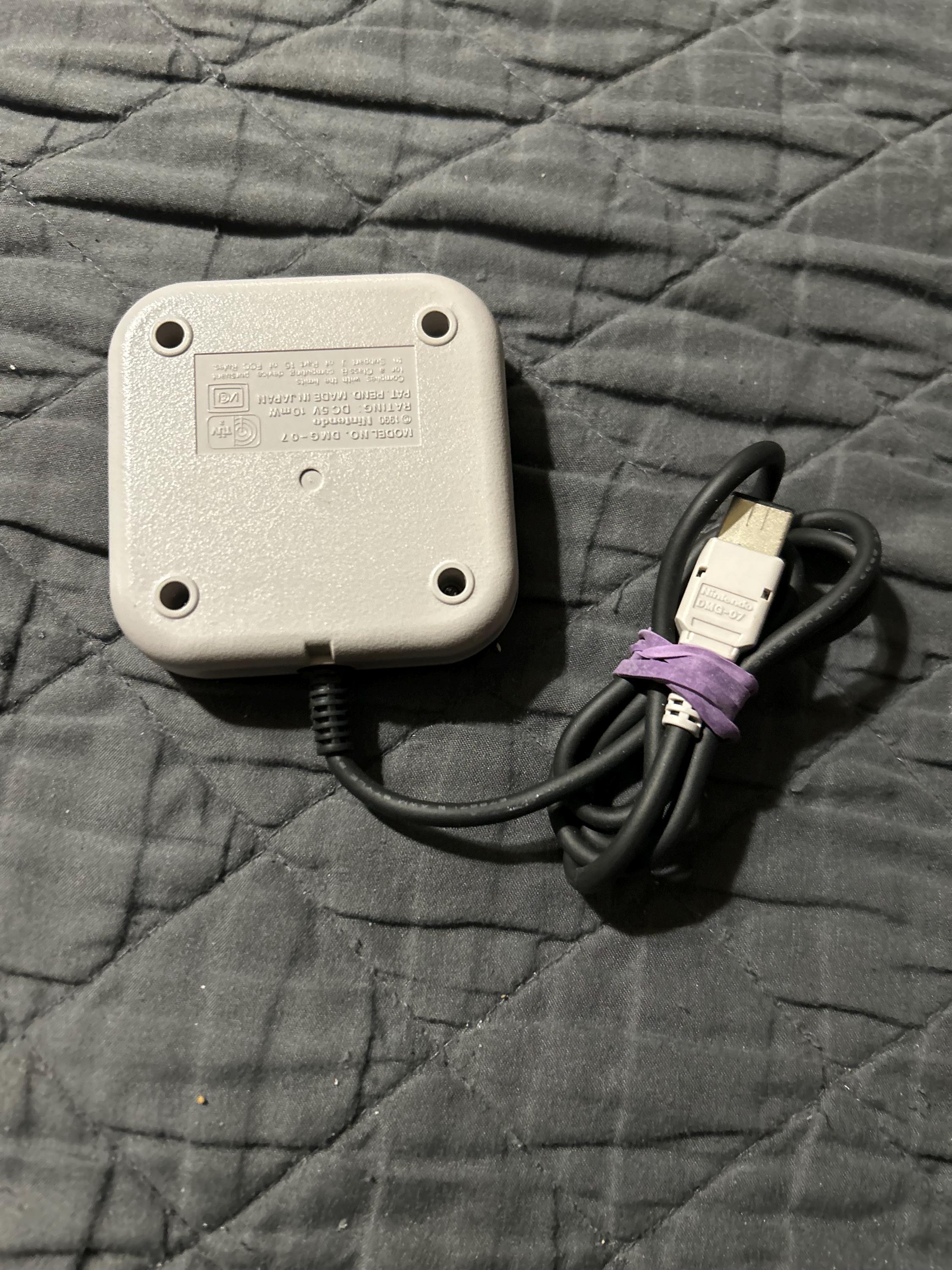 Nintendo Game Boy OEM DMG-07 Four Player Adapter Multitap Link Hub