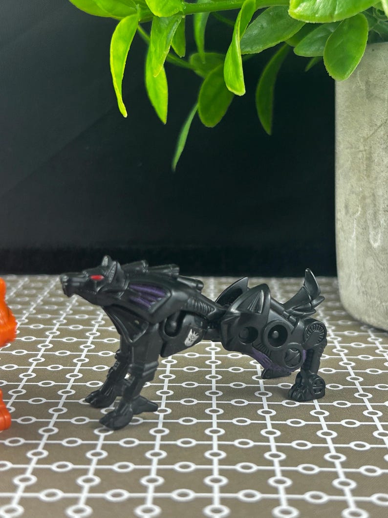 Classics Predator Attack Team Transformers – Overbite & Snarl ...