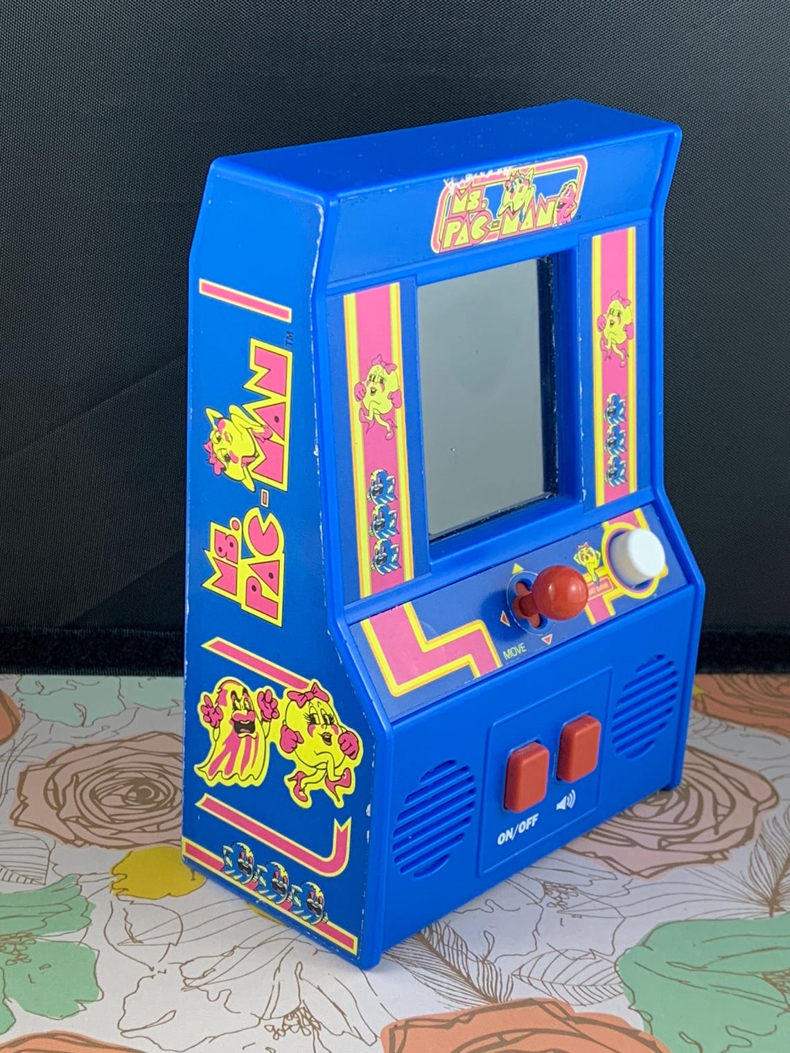Ms. Pac-man Hand Held Mini Arcade Style Video Game Bandai Namco Retro ...