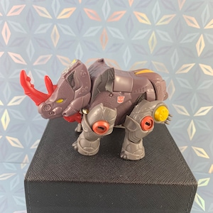 Transformers Beast Machines Cybertron Rhino by Hasbro