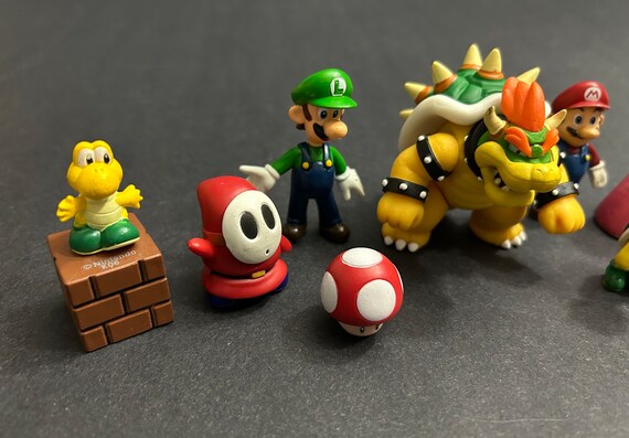 Lot De 6 Figurines Super Mario Bros - Mario, Luigi, Yoshi, Peach - Neuf Sous Blister