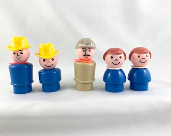 Vintage Fisher Price Little People 5 Piece Lot