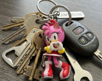 Amy Rose Keychain Hand Heart – Small Sonic the Hedgehog Charm – Cute Upcycled Figure Keyring – Sega Video Game Character Gift
