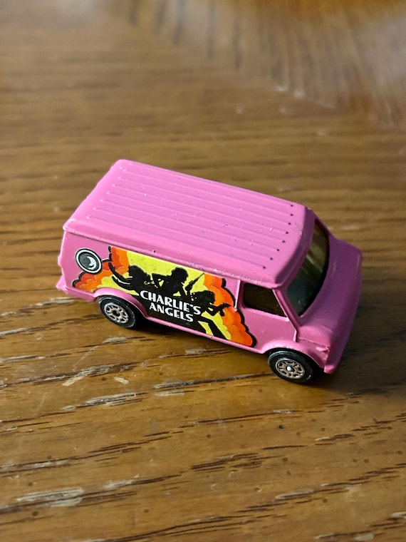 CORGI シボレーバン　チャーリーズエンジェル Vintage 1977 Corgi Junior TV Show Charlies Angels Chevrolet Van - Etsy