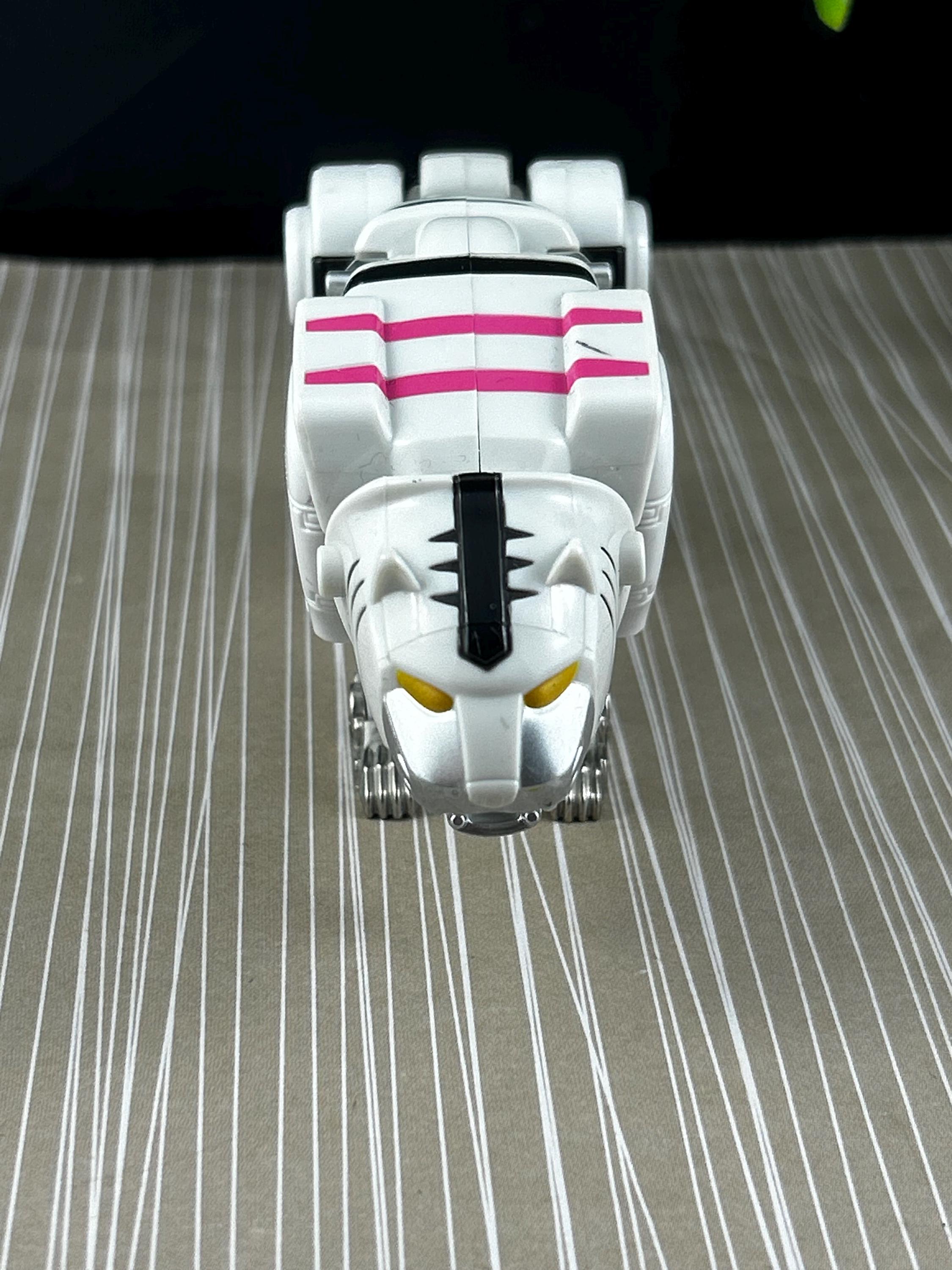 Power Rangers Wild Force / Gaoranger DX Gao Tiger Megazord Animal