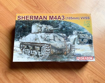 Dragon 1/72 Scale #7274 Sherman M4A3 (105mm) VVSS Model Kit COMPLETE