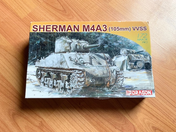 ドラゴン シャーマン M4A3 戦車モデルキット – 第二次世界大戦 1/72