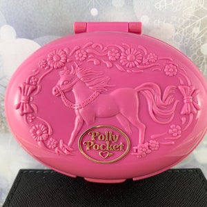 Vintage 1995 Polly Pocket - Palomino Pony Parade Compact, Polly and Comb -Bluebird Toys #14508