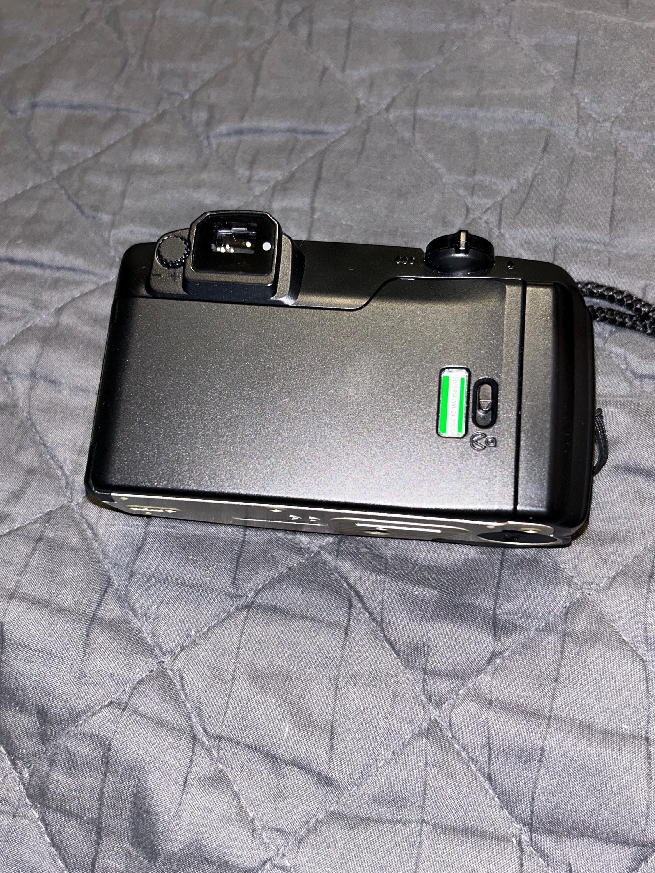 ペンタックス ESPIO 105G ポイントアンドシュートカメラ 35 mmフィルム
