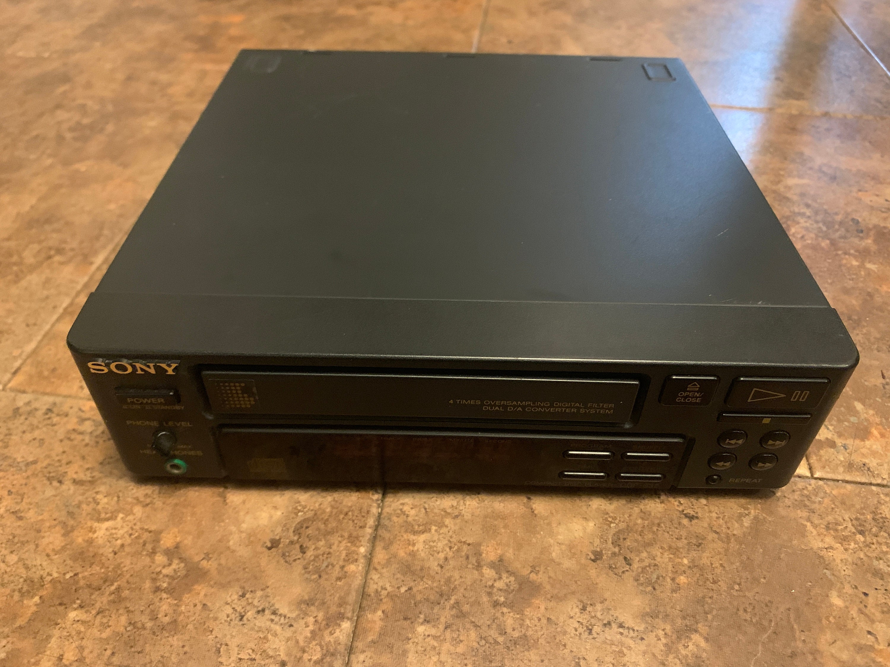 RARE Vintage Nostalgic 1989 Sony CDP-S37 Mini Compact Disc CD