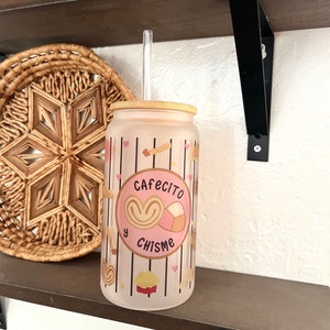 New! “Cafecito y Chisme” Frosted Glass Can Cup 16oz With Bamboo Lid and Plastic Straw, Concha Pan Dulce Glass Cup For Cold And Hot Drinks