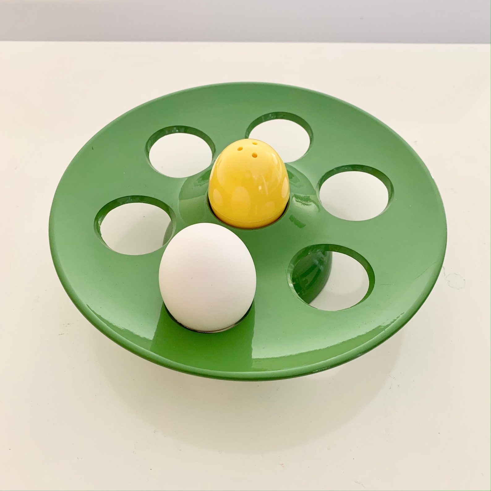 Vintage Green Plastic 6 Boiled Egg Serving Tray With Yellow Etsy